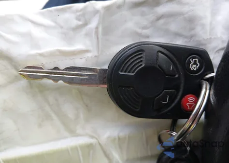 2011 Mercury Milan z USA, uszkodzony, nr VIN 3MEHM0HA5BR601782